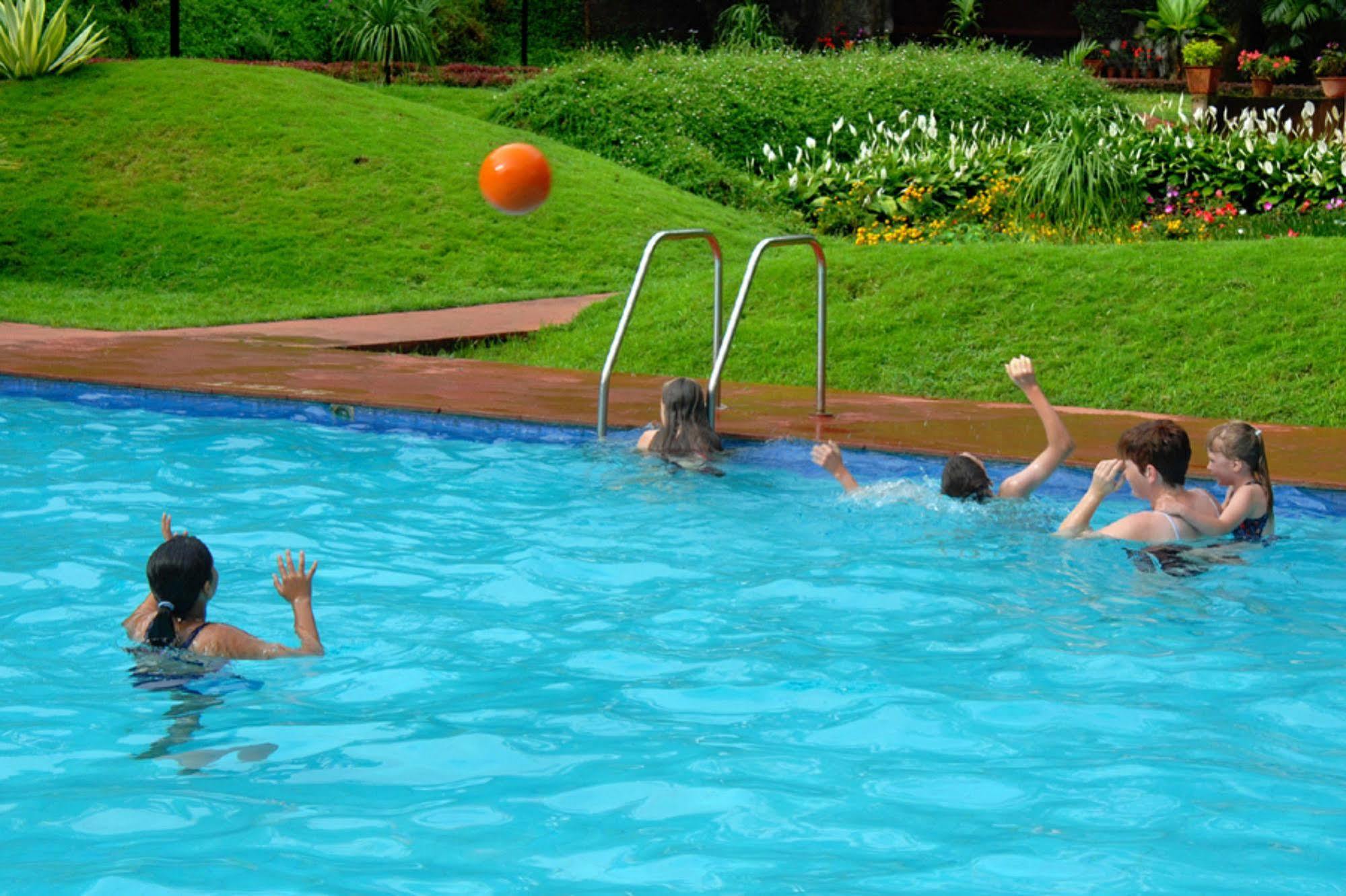 Carmelia Haven Resort 테카디 외부 사진